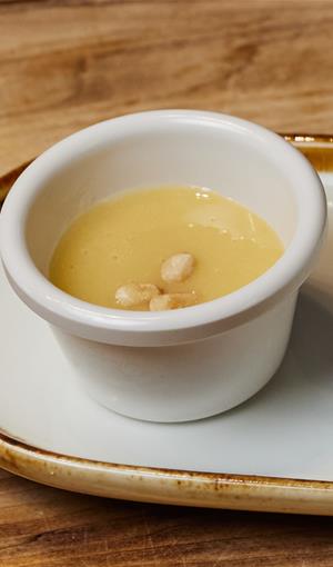 Мед с кедровыми орешками